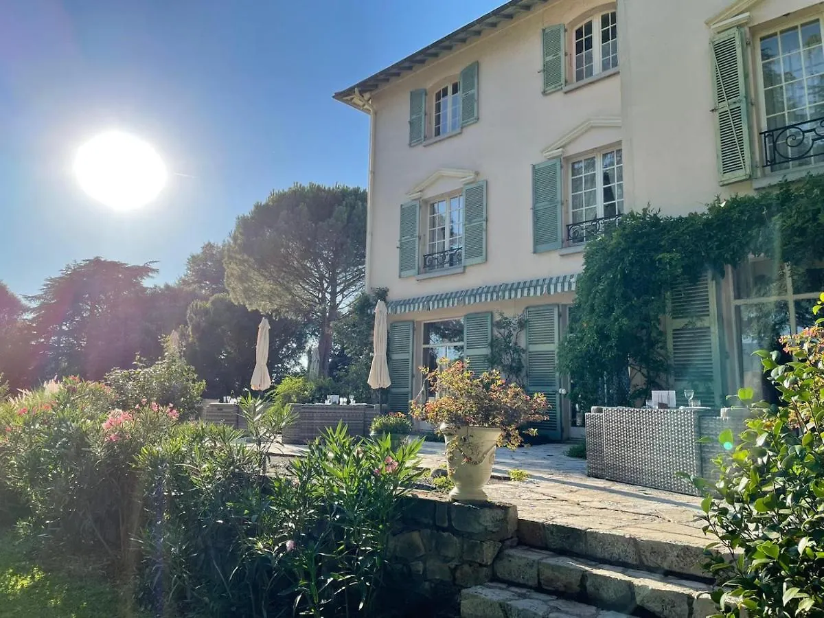 Maison D'Hotes Le Parc Labruguiere Guest house