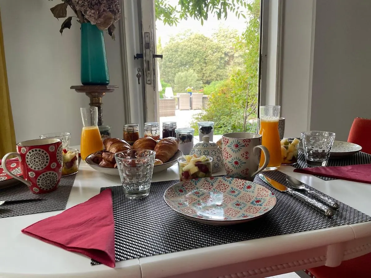 Maison D'Hotes Le Parc Labruguiere Guest house